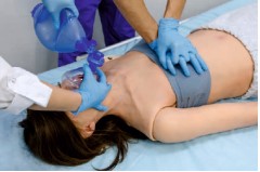 Mô hình bệnh nhân ALS/EMS nữ giới người lớn